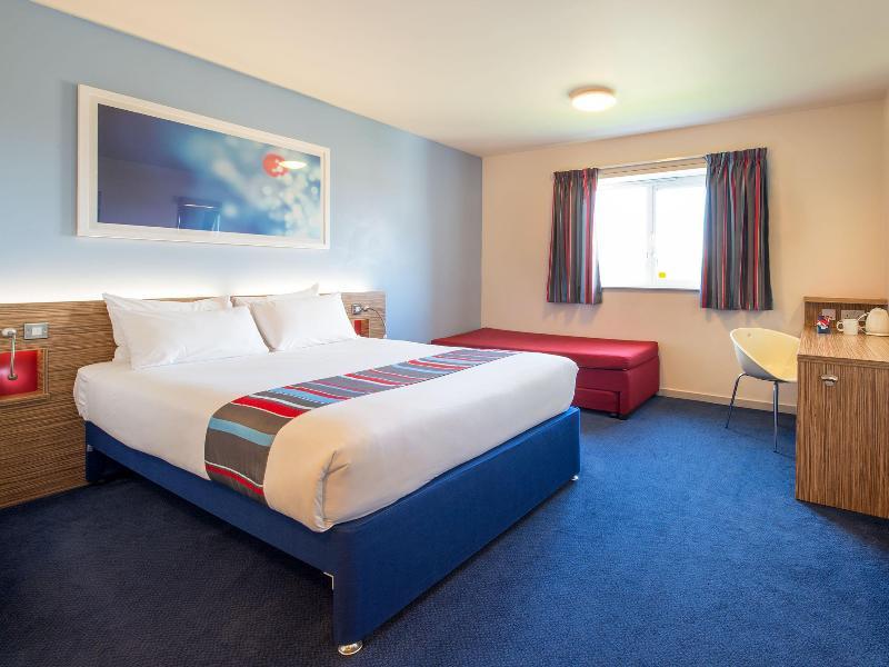 Travelodge London Hotel 3*